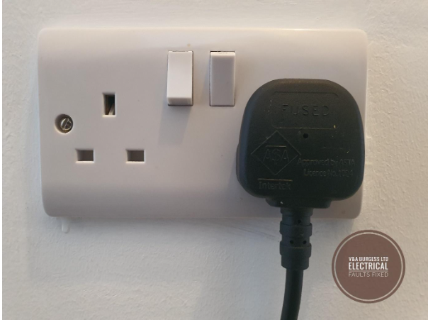 Damaged plug socket - Electrical Faults Fixed