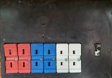 An old Fuse Box with no RCD protection - Electrical Faults Fixed