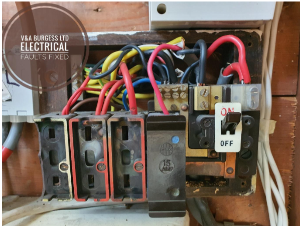 Old Fuse Box with Old Wiring requiring replacement - Electrical Faults Fixed